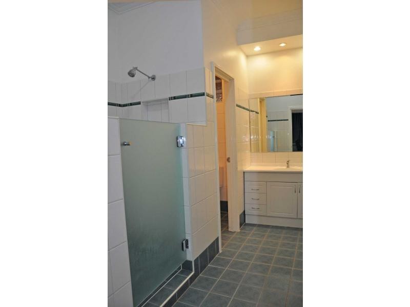 2 Mather Road, Beaconsfield WA 6162