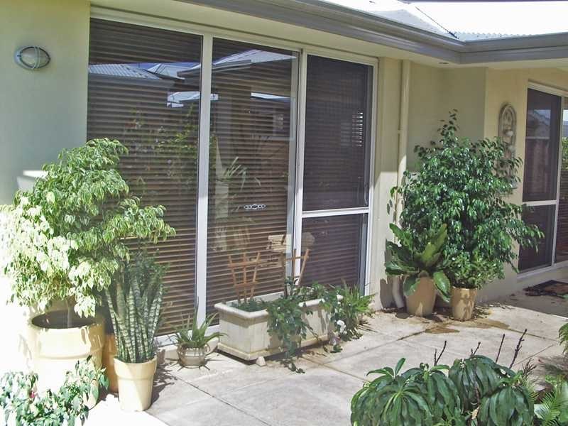 6 Angelica Way, Atwell WA 6164