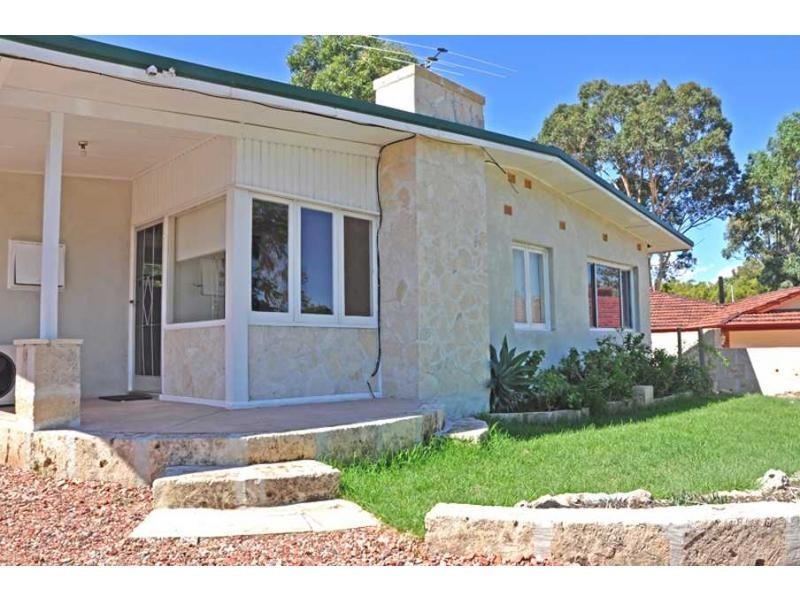 7 Harlow Place, Calista WA 6167