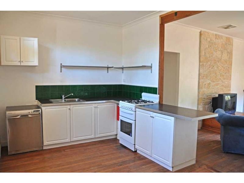 7 Harlow Place, Calista WA 6167