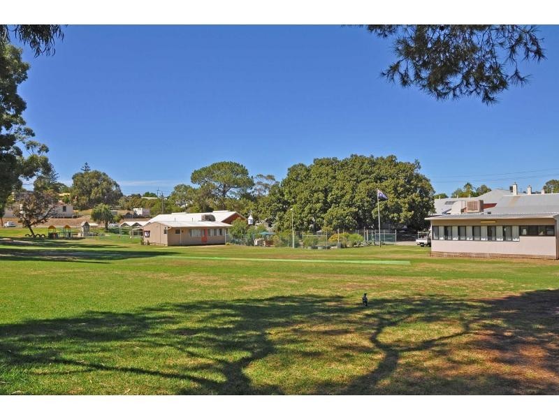 16 Winifred Street, Mosman Park WA 6012