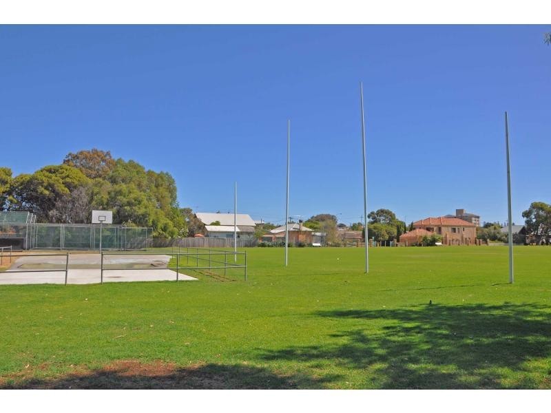 16 Winifred Street, Mosman Park WA 6012