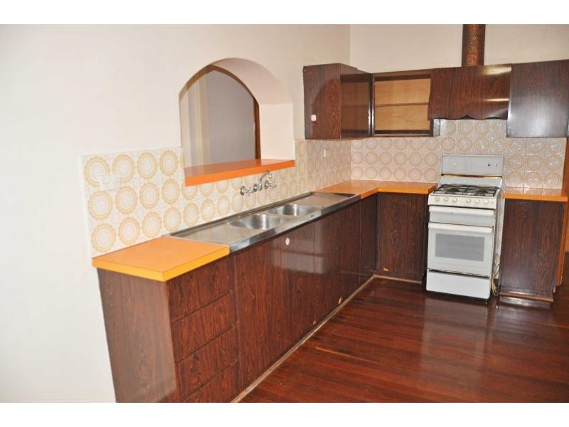 115 Samson Street, White Gum Valley WA 6162