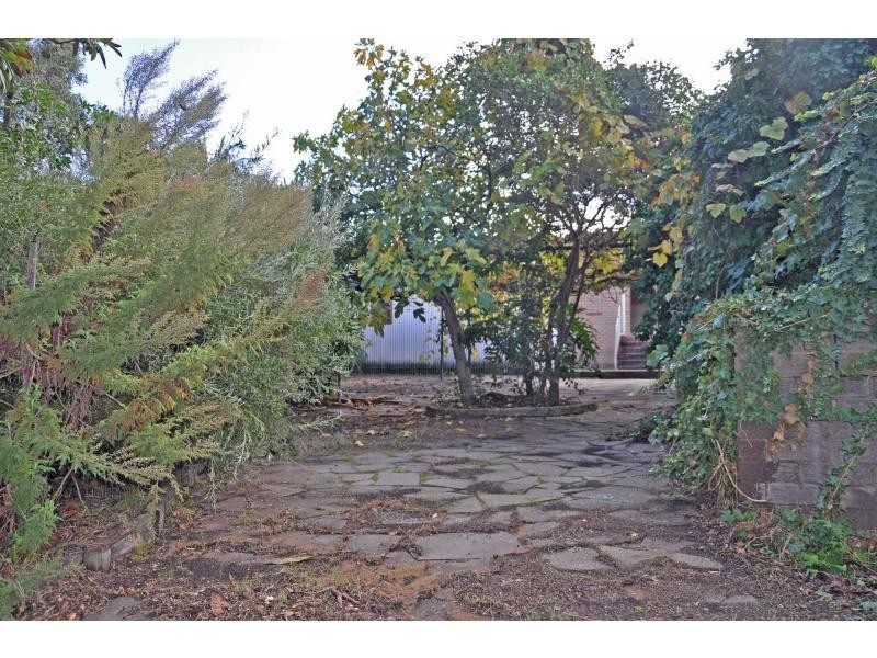 115 Samson Street, White Gum Valley WA 6162