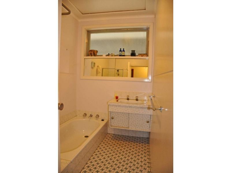 11A Greenslade Street, Hamilton Hill WA 6163