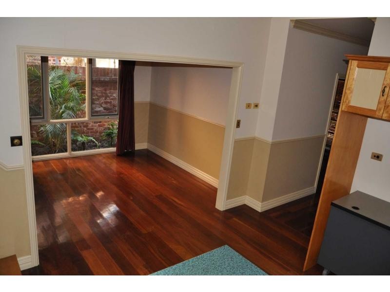 13 Lilly Street, South Fremantle WA 6162