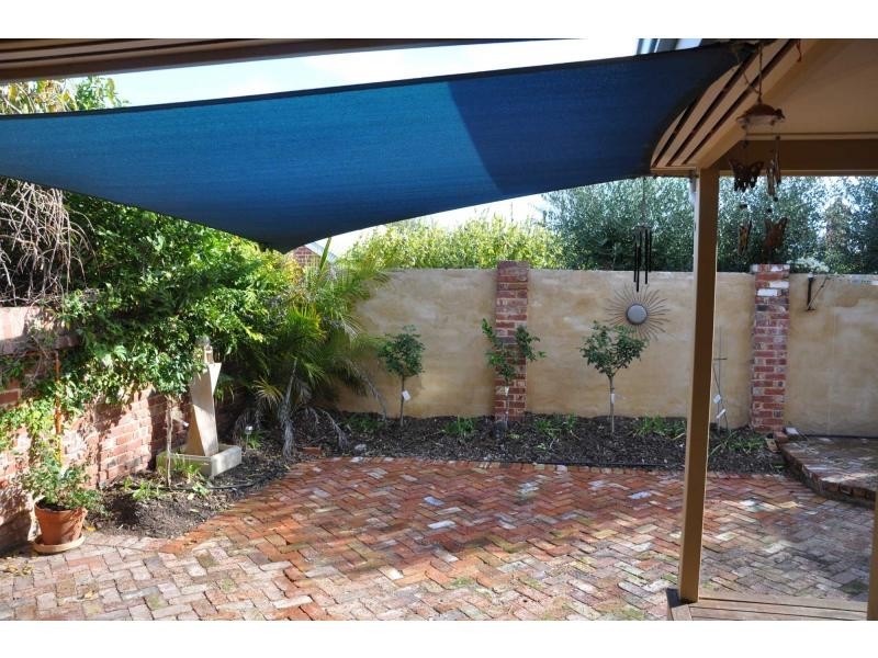 13 Lilly Street, South Fremantle WA 6162