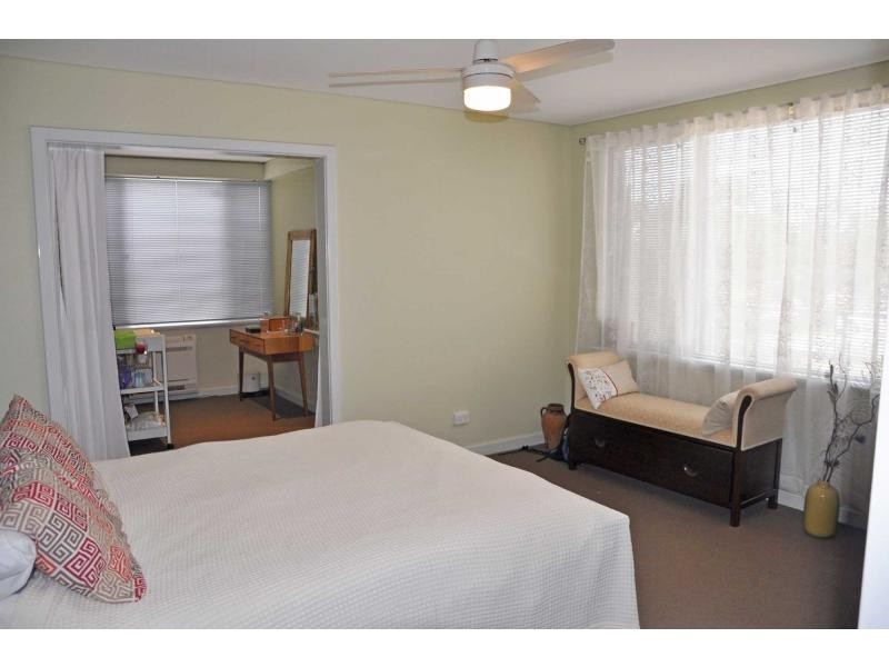 17 Noel Street, Hilton WA 6163