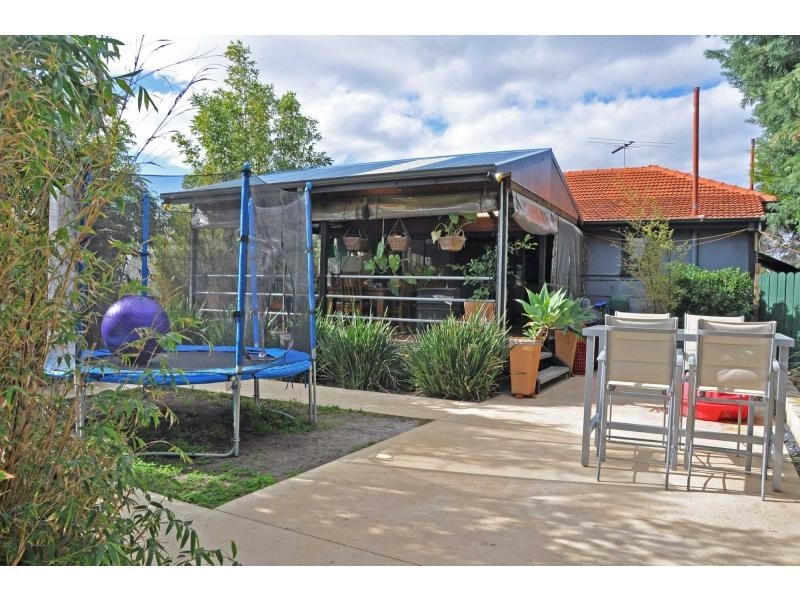 12 Cummins Street, Willagee WA 6156