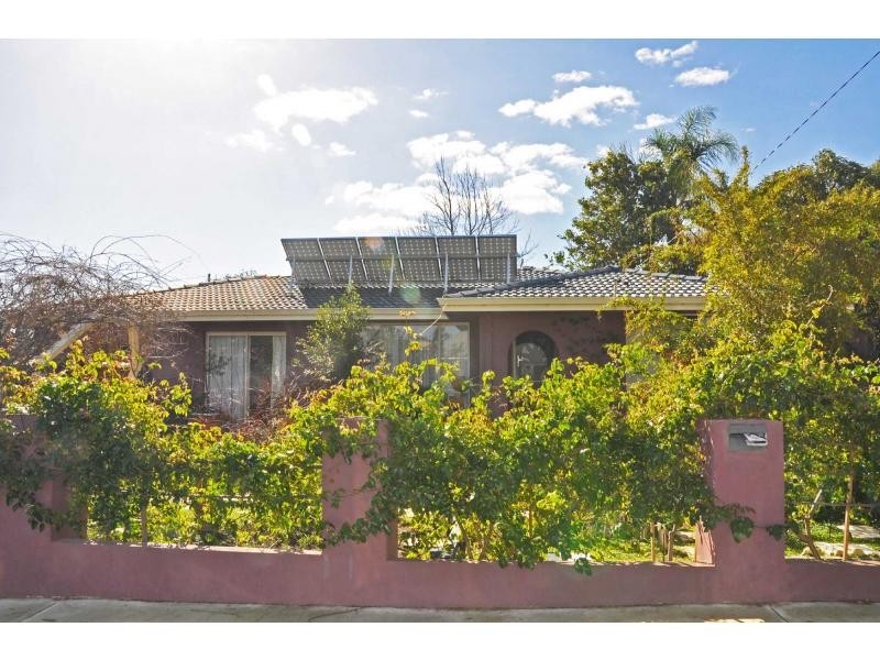6 Pilbarra Street, White Gum Valley WA 6162