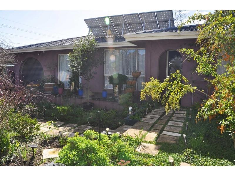 6 Pilbarra Street, White Gum Valley WA 6162