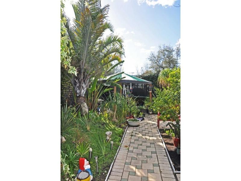 6 Pilbarra Street, White Gum Valley WA 6162