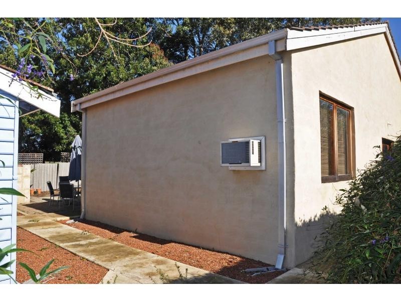 63 Collick Street, Hilton WA 6163