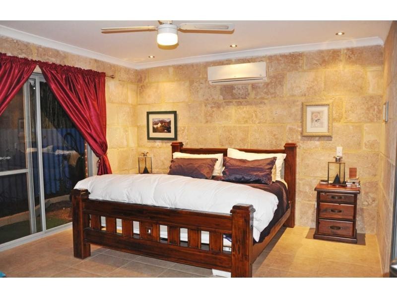 109A Samson Street, White Gum Valley WA 6162