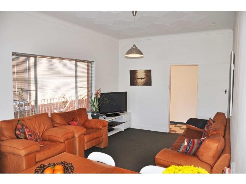 7/16 Minilya Avenue, White Gum Valley WA 6162