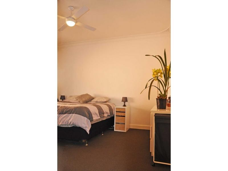 7/16 Minilya Avenue, White Gum Valley WA 6162