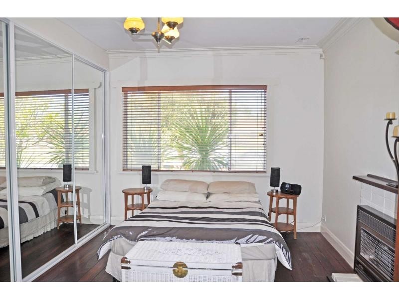 59 Collick Street, Hilton WA 6163