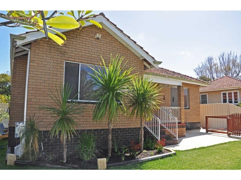 59 Collick Street, Hilton WA 6163