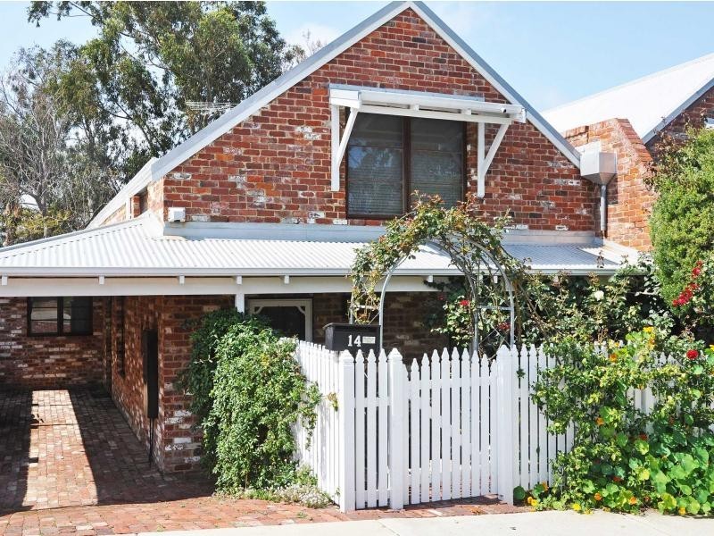 14 Wright Street, White Gum Valley WA 6162