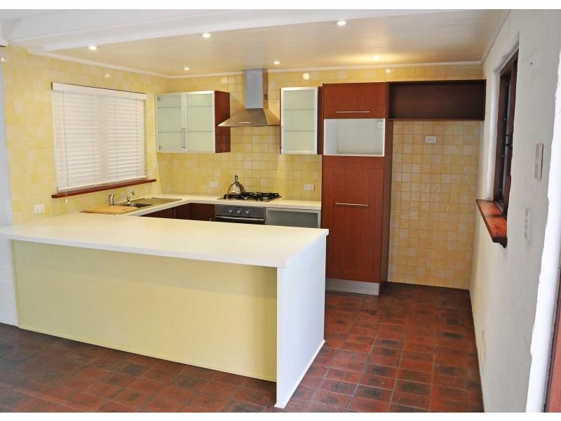 14 Wright Street, White Gum Valley WA 6162