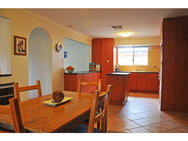 22 Stokes Street, White Gum Valley WA 6162