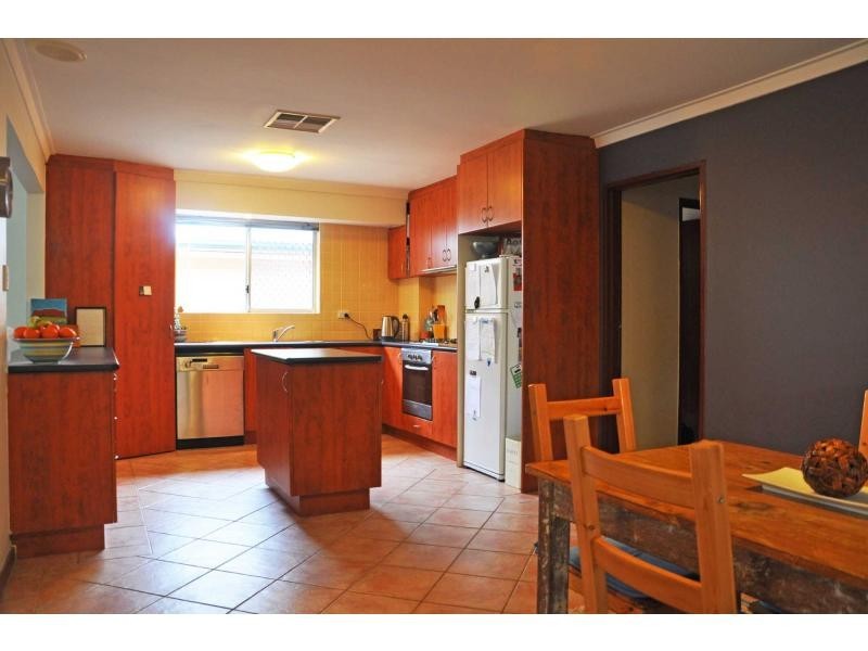 22 Stokes Street, White Gum Valley WA 6162