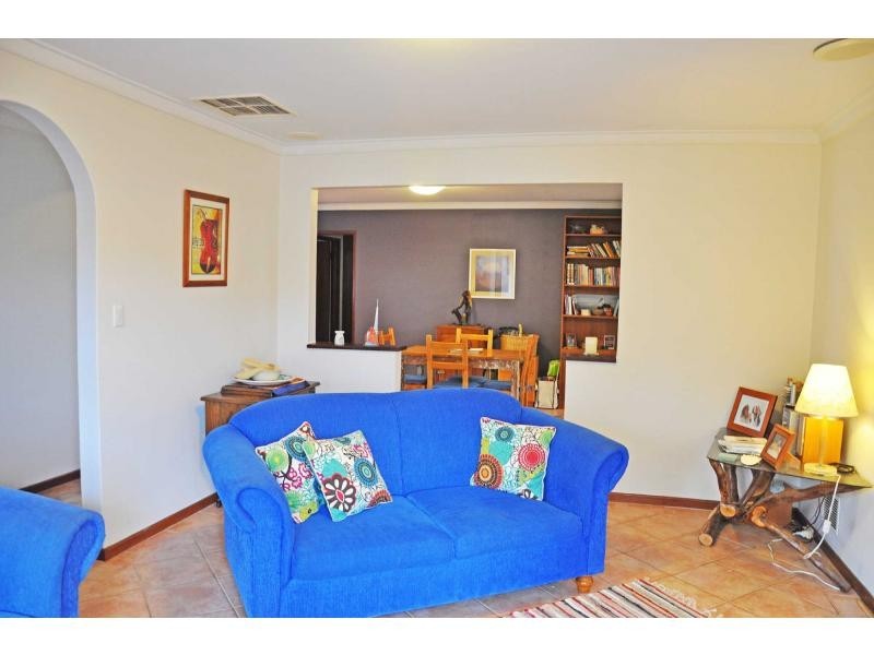 22 Stokes Street, White Gum Valley WA 6162