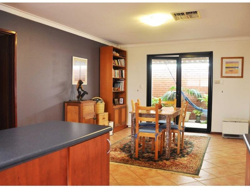 22 Stokes Street, White Gum Valley WA 6162