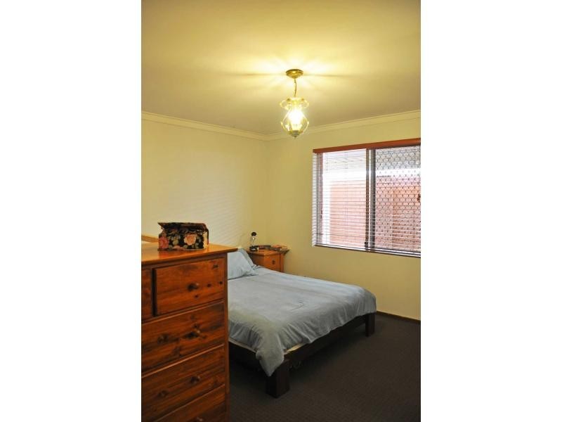 22 Stokes Street, White Gum Valley WA 6162