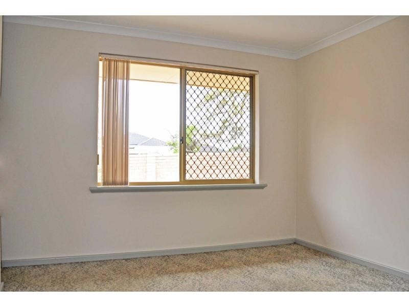 Unit B/121 Watkins Street, White Gum Valley WA 6162