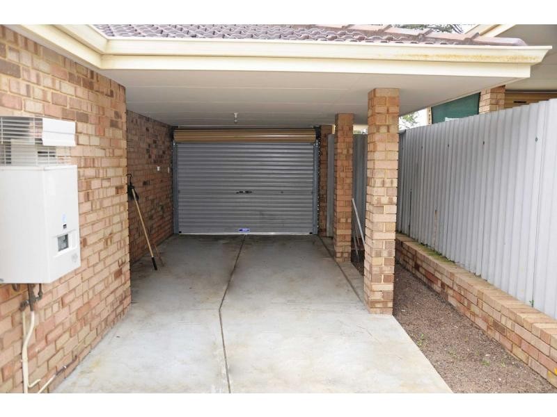 Unit B/121 Watkins Street, White Gum Valley WA 6162