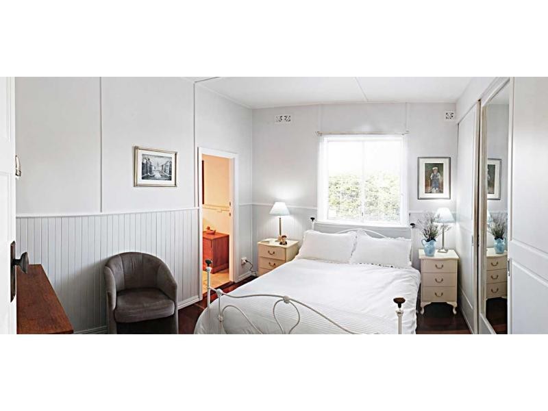 64 Watkins Street, White Gum Valley WA 6162