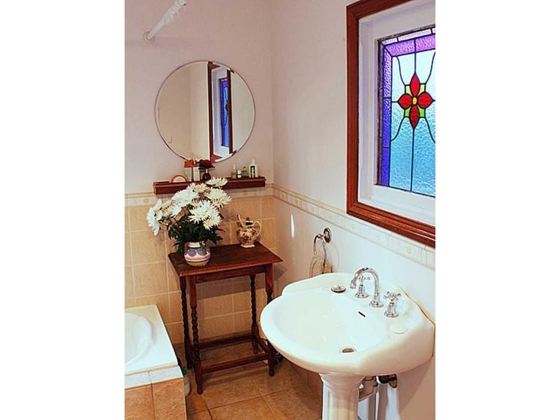 64 Watkins Street, White Gum Valley WA 6162