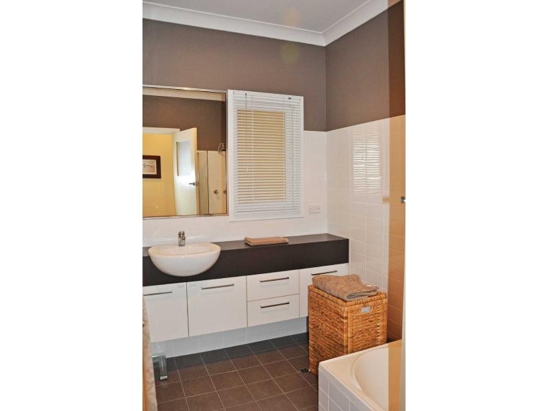 37 Hines Road, Hilton WA 6163