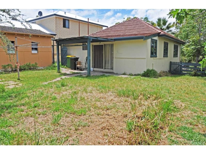 15 Wright Street, White Gum Valley WA 6162