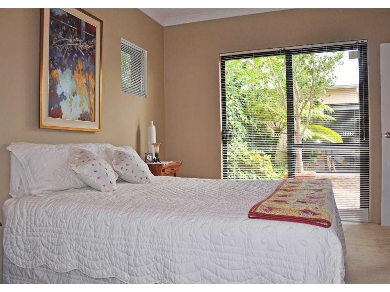 3 Clarke Street, Hilton WA 6163