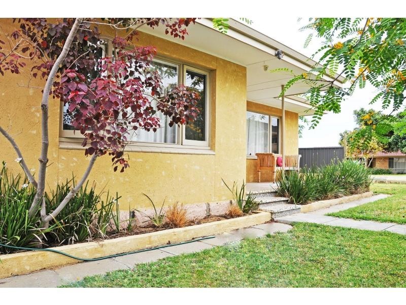 1 Tuart Street, Hamilton Hill WA 6163