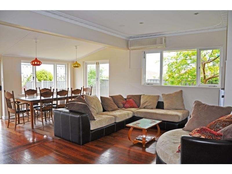 1 Tuart Street, Hamilton Hill WA 6163