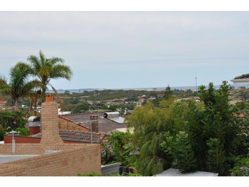 1 Tuart Street, Hamilton Hill WA 6163