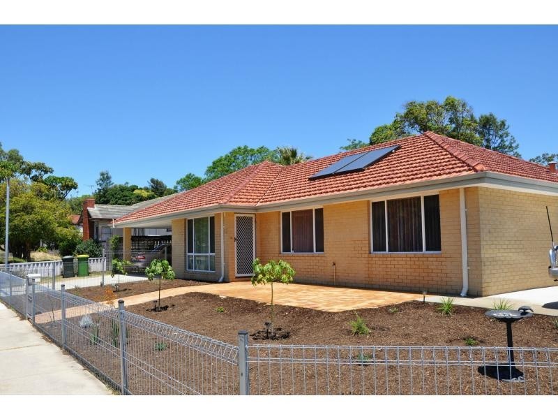 13 Joslin Street, Hilton WA 6163