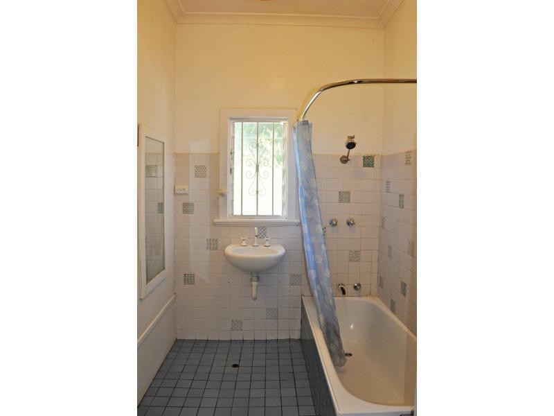 11A Watkins Street, Fremantle WA 6160