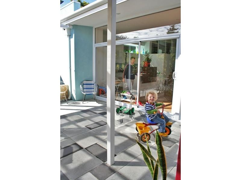 64 Samson Street, White Gum Valley WA 6162