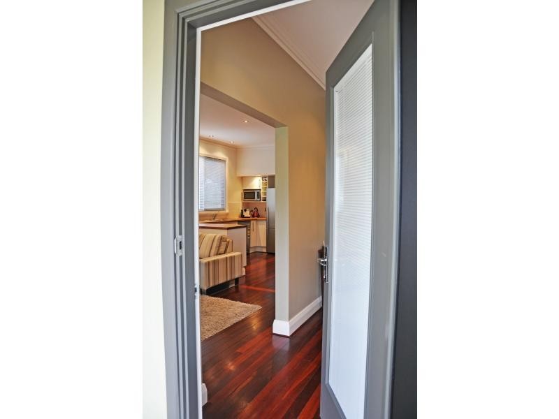 46 Nicholas Crescent, Hilton WA 6163