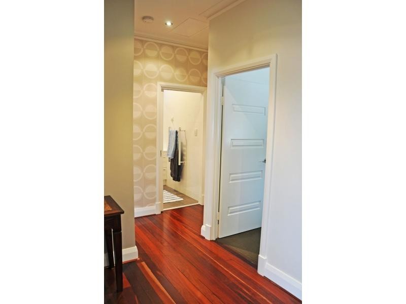 46 Nicholas Crescent, Hilton WA 6163