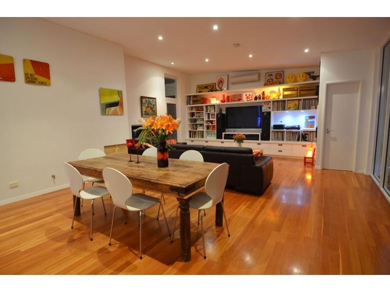 64 Samson Street, White Gum Valley WA 6162