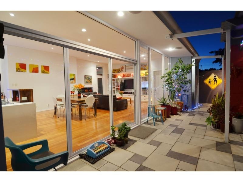 64 Samson Street, White Gum Valley WA 6162