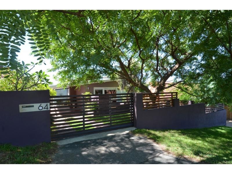 64 Samson Street, White Gum Valley WA 6162