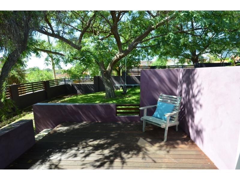 64 Samson Street, White Gum Valley WA 6162