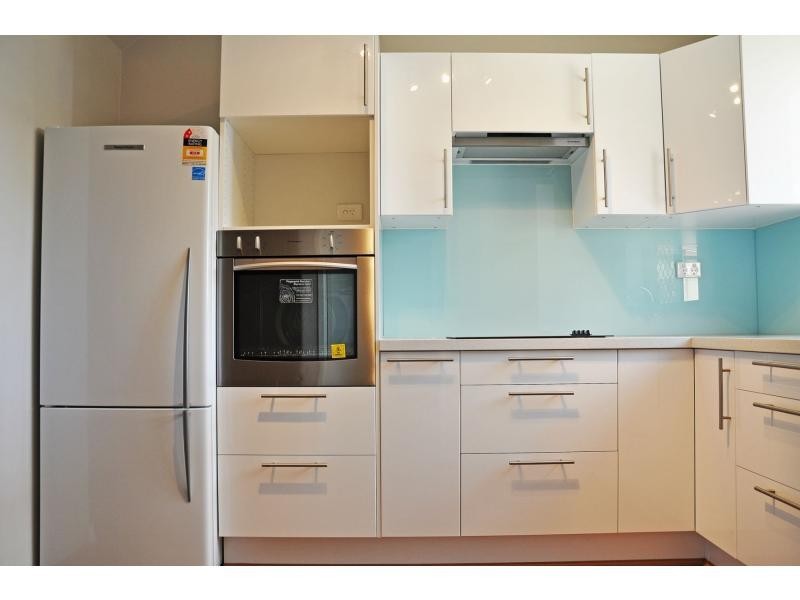 8/52 Samson Street, White Gum Valley WA 6162