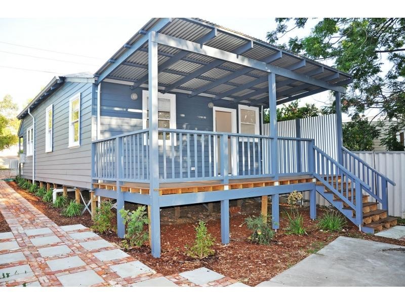 5 Taylor Street, White Gum Valley WA 6162